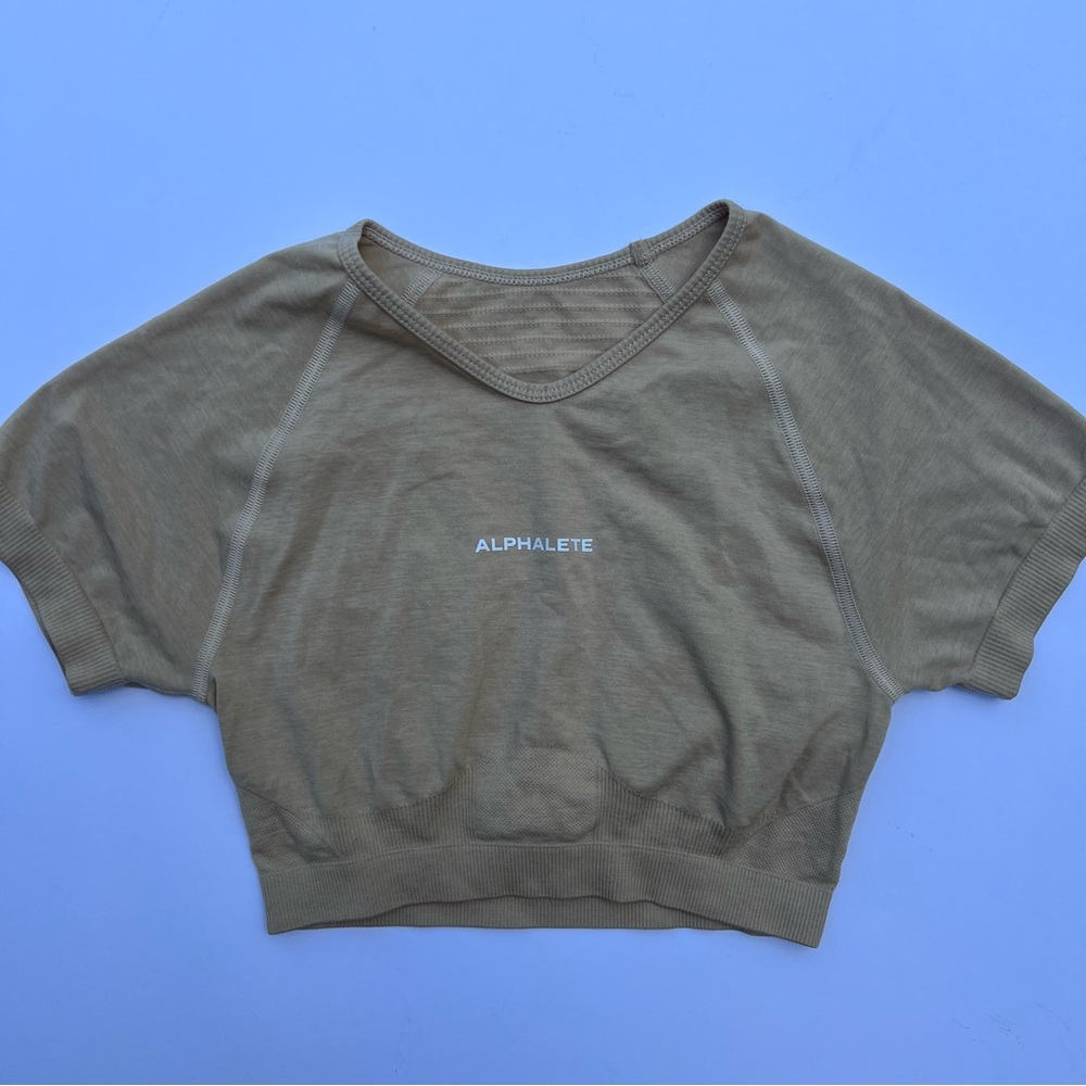 Alphalete Short Sleeve Athletic Top | Size Small | Color: Tan